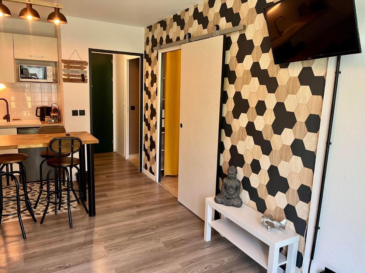 Appartement Le Freya Avec Terrasse A 5 Min Honfleur - Piscine - Parking - Wifi Equemauville Exterior photo